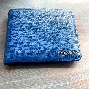 Mens Prada mint condition wallet